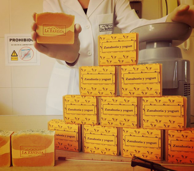 JABÓN DE ZANAHORIA Y YOGURT - Imagen 2